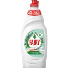 Средство для мытья посуды Fairy Sensitive Drzewo Herbaciane z Mieta 750 мл (8001841931210)
