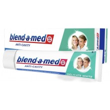 Зубная паста Blend-a-med Anti-cavity Delicate White 100 мл (4015600620837)